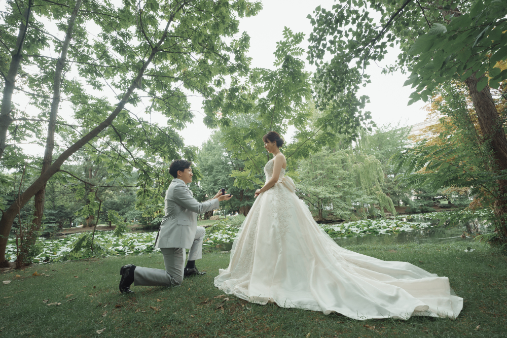 札幌光のチャペルで写真だけ結婚式紅葉結婚写真