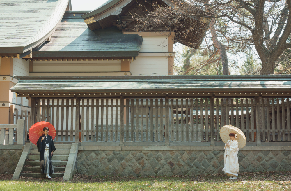 札幌弥彦神社でオトナのウェデイングフォト