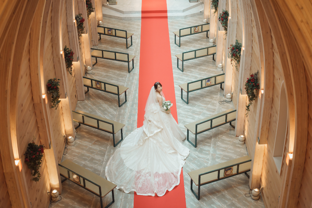 札幌光のチャペルで写真だけ結婚式紅葉結婚写真